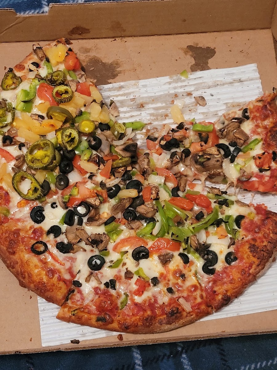 Benito's Pizza Canton Photos 2